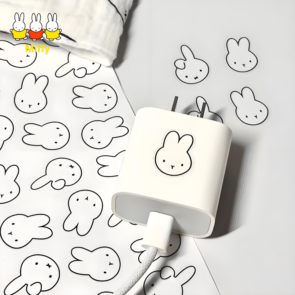 Gaming Accessories Cute - かわいいアニメミッフィーウサギ水カップステッカーかわいい漫画コンピュータ装飾ステッカー Diy 防水電話ケースステッカー