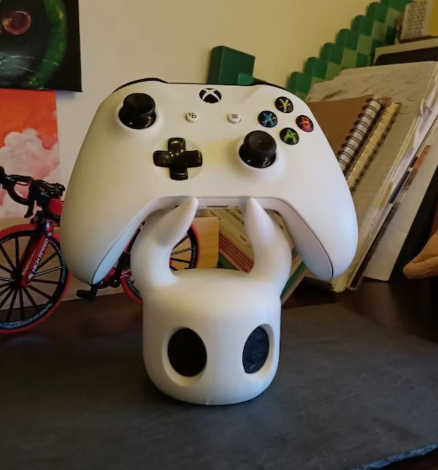 ゲームコントローラーゴーストディスプレイスタンド漫画デザイン - Gaming Accessories Stand のレビューと価格