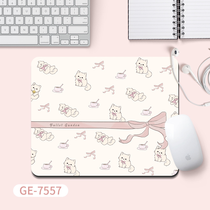 韓国風ピンクゴム製デスクトップマウスパッド、滑り止め、耐久性 - Gaming Accessories Korea のレビューと価格