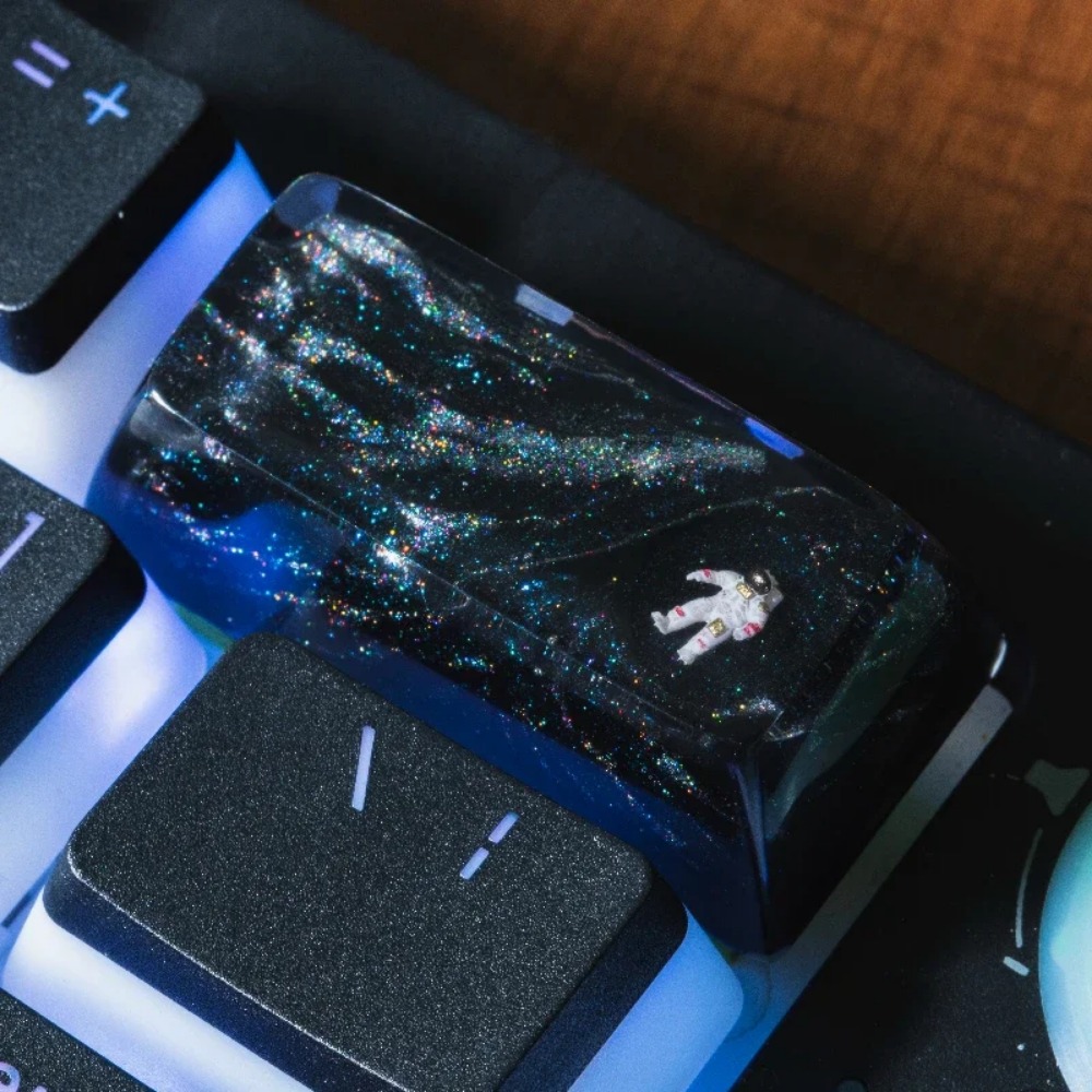 樹脂製の職人の宇宙飛行士のキーキャップ,メカニカルキーボード - Gaming Accessories Korea のレビューと価格